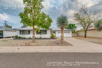 7527 E Edgemont Ave in Scottsdale, AZ - Building Photo - Building Photo