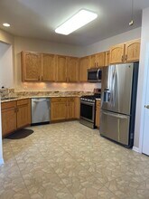 12168 White Tail Ln in Huntley, IL - Building Photo - Building Photo