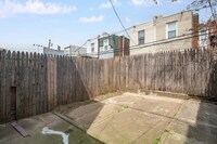 635 W Russell St photo'