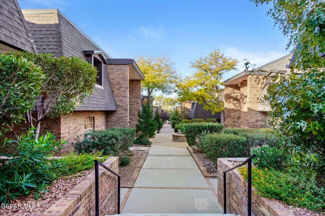 property at 4800 N Stanton St