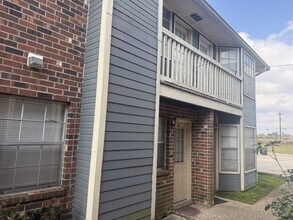 820 Meadow Glen Ave in Zachary, LA - Building Photo - Building Photo