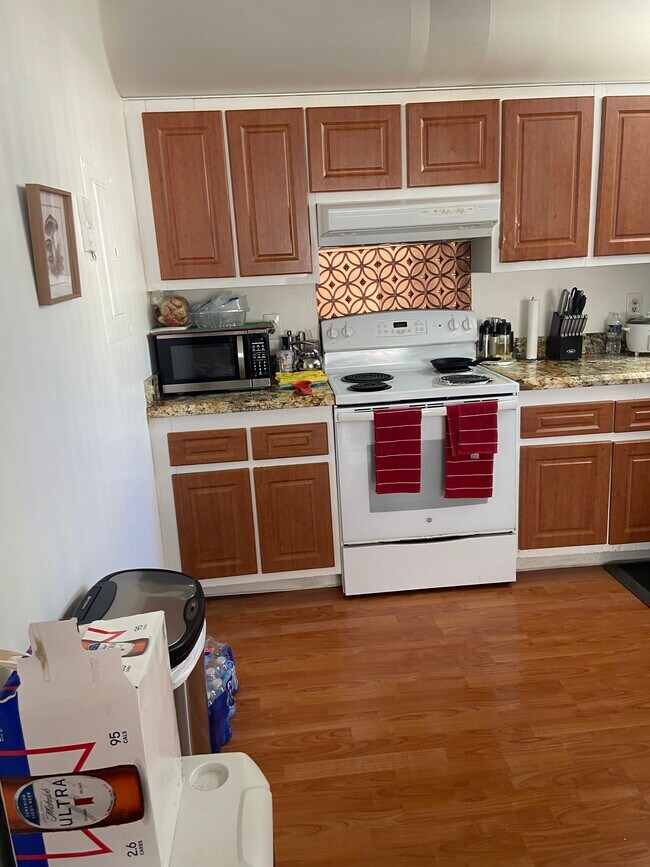 9641 Riverside Dr in Coral Springs, FL - Building Photo - Building Photo