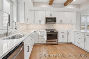 239 Henry St in Stamford, CT - Building Photo - Building Photo