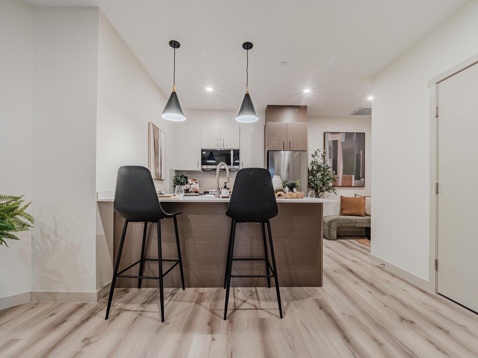 Connect Residences in Edmonton, AB - Building Photo