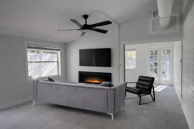 1930 9th St in Sarasota, FL - Building Photo - Building Photo