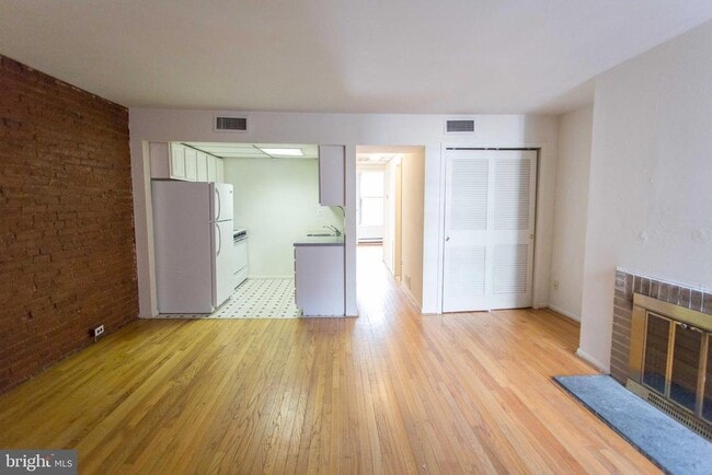 727 Spruce St in Philadelphia, PA - Building Photo - Building Photo