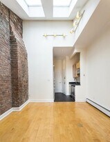 42 Avenue B, Unit 4-3FN in New York, NY - Building Photo