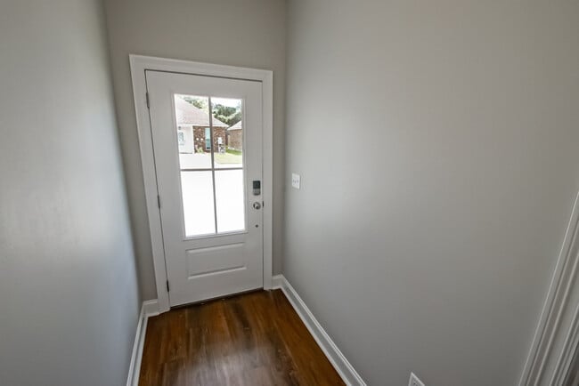 33260 LA-16 in Denham Springs, LA - Building Photo - Building Photo