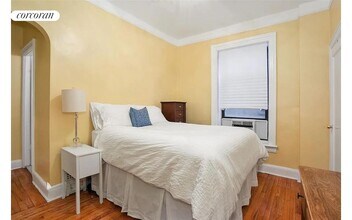 418 Central Prk W in New York, NY - Building Photo - Building Photo