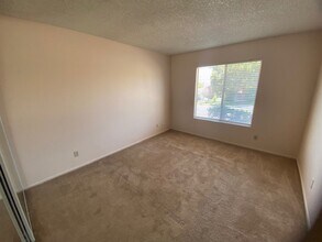 1357 Panorama Ridge Rd in Oceanside, CA - Building Photo - Building Photo