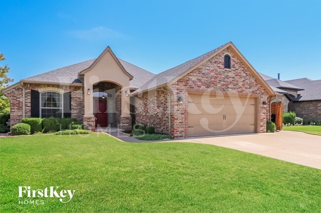 17000 Barcelona Dr in Oklahoma City, OK - Foto de edificio - Building Photo