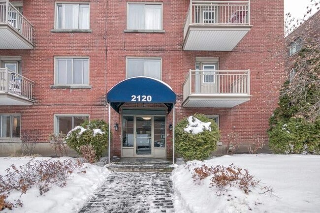 property at 2120 Van Horne Av