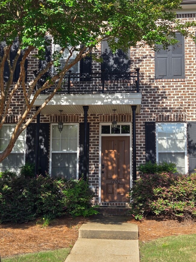 property at 2206 Anderson Rd