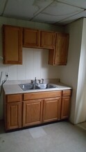 5217 Kenwood Rd in Cincinnati, OH - Building Photo - Building Photo