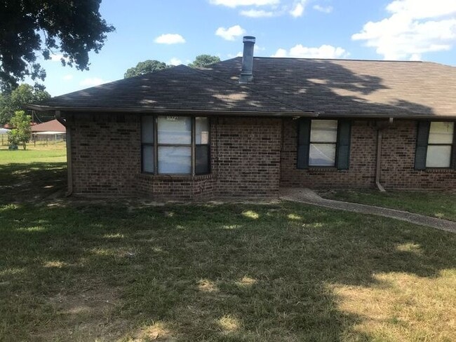 property at 3756 Oak Hill Dr