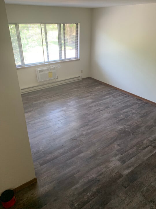 2018 N Sherman Ave in Madison, WI - Building Photo