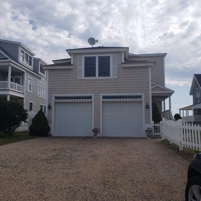 398 North End, Unit b in Salisbury, MA - Building Photo - Building Photo
