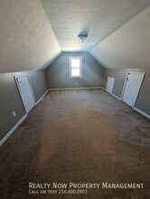 14804 Rockside Rd in Maple Heights, OH - Building Photo - Building Photo