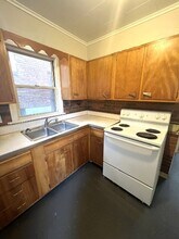 231 Connecticut Ave in Clairton, PA - Foto de edificio - Building Photo