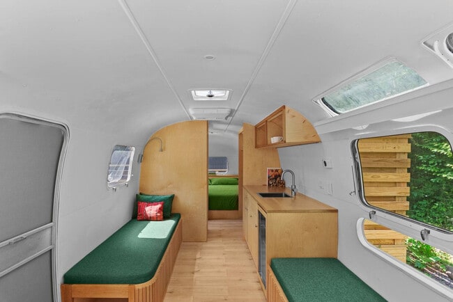 157 Gobbler's Knob Rd