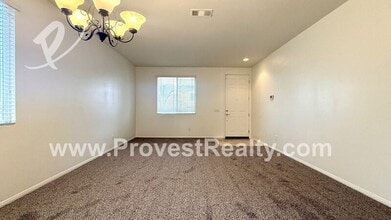 15799 Barrel Cactus Ln in Victorville, CA - Building Photo - Building Photo