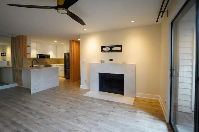 2060 N Rand Rd in Palatine, IL - Building Photo - Building Photo