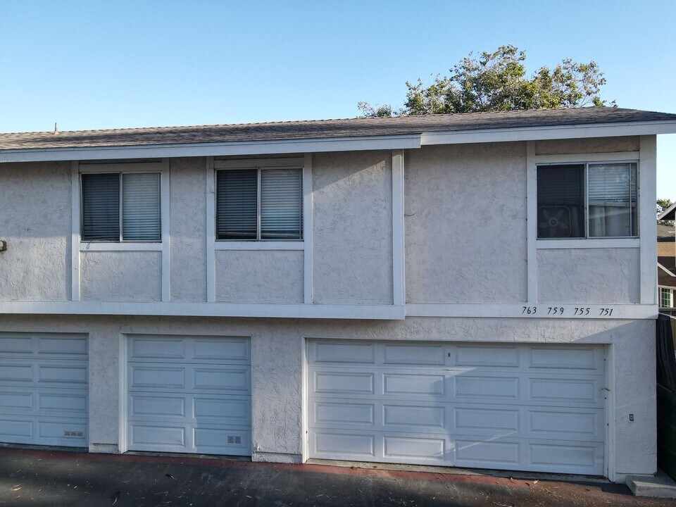 763 Timber Cove Way in Oceanside, CA - Building Photo