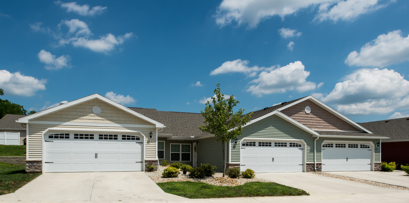 Redwood Orrville in Orrville, OH - Building Photo