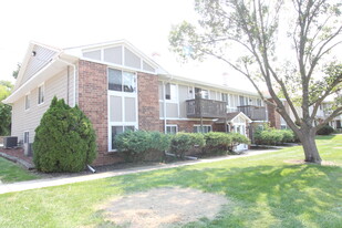 484 S 19th St Apartamentos