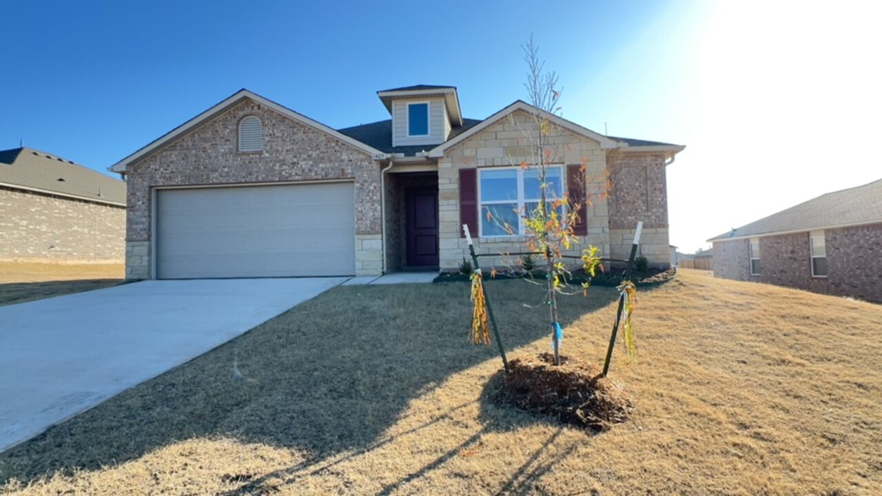 1405 Madison Ave in Shawnee, OK - Building Photo