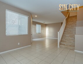 760 Valley Rise Dr in Henderson, NV - Building Photo - Building Photo