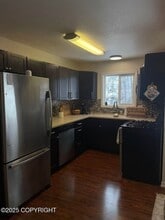 18414 Amonson Rd in Eagle River, AK - Building Photo - Building Photo