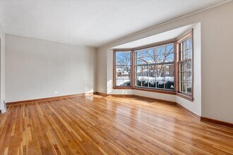 9108 S Utica Ave in Evergreen Park, IL - Building Photo - Building Photo