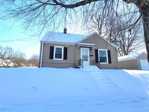 1320 Tioga Ave in Akron, OH - Building Photo - Building Photo