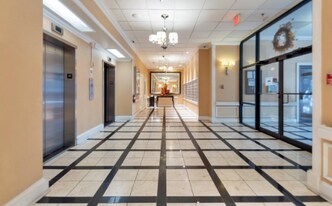 311 W Ashley St in Jacksonville, FL - Building Photo