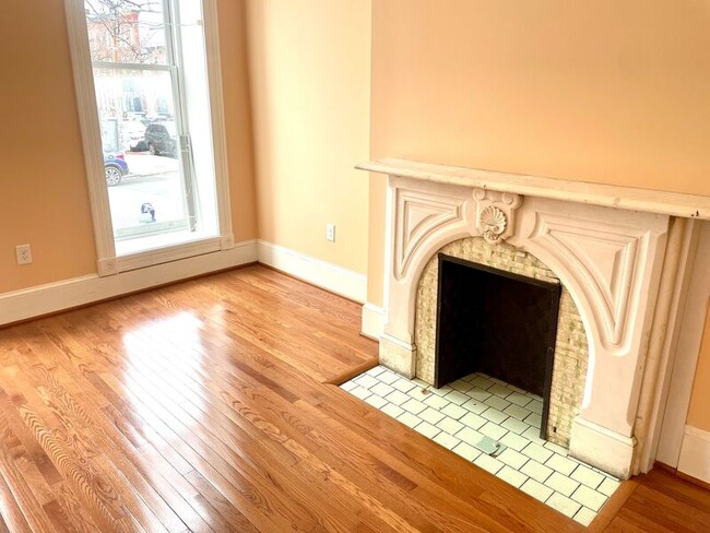 2029 St Paul St in Baltimore, MD - Building Photo - Building Photo