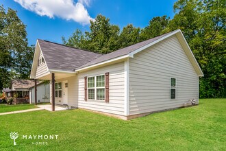 3120 6th Ave N in Pell City, AL - Foto de edificio - Building Photo