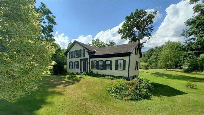 27 E Main St in Morris, NY - Building Photo - Building Photo