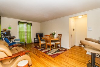 4244 W Nelson St-Unit -4244-2 in Chicago, IL - Foto de edificio - Building Photo