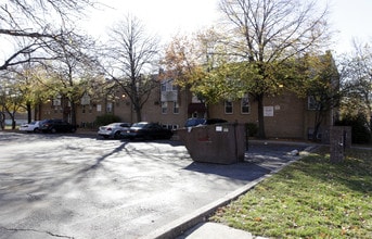Marshall Square Apartments in Philadelphia, PA - Building Photo - Building Photo