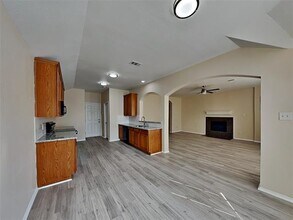 613 Destin Dr in Fort Worth, TX - Building Photo - Building Photo