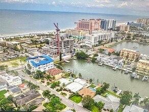 120 Bayside Dr in Clearwater, FL - Building Photo - Building Photo