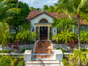 The Enclave At Doral in Doral, FL - Building Photo - Building Photo