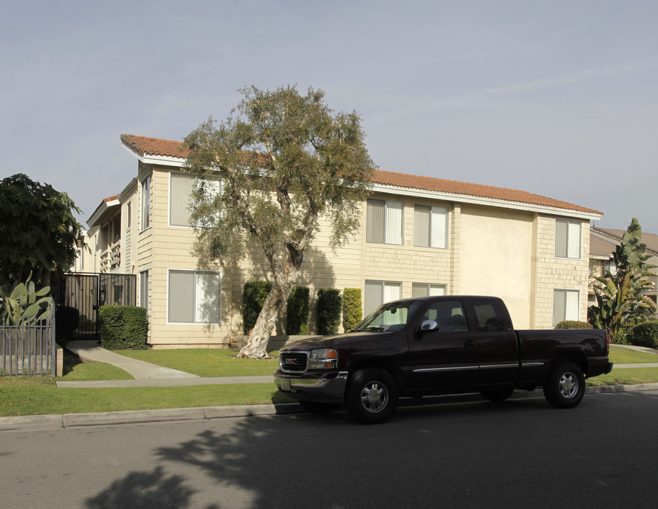 8141 8th St in Buena Park, CA - Building Photo