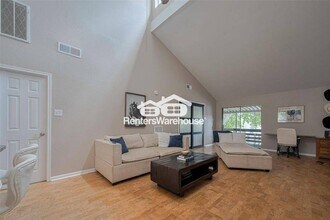 182 April Point Dr N in Montgomery, TX - Building Photo - Building Photo