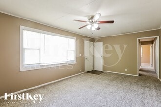 3605 NE 54th St in Kansas City, MO - Foto de edificio - Building Photo