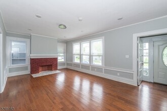 5 Montrose St in South Orange, NJ - Building Photo - Building Photo
