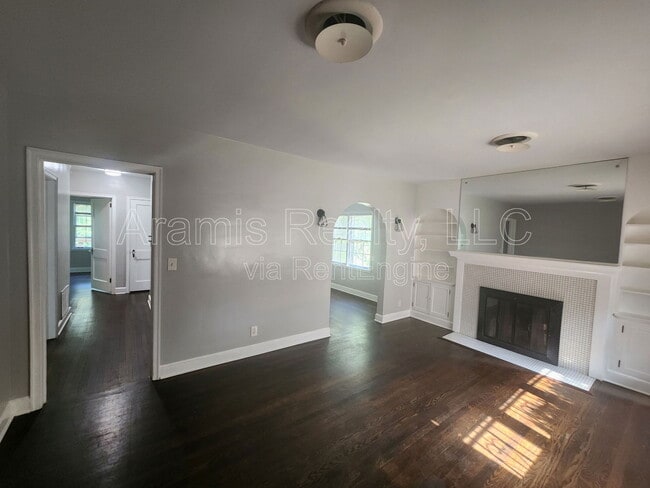 580 Holly St NW in Atlanta, GA - Building Photo - Building Photo