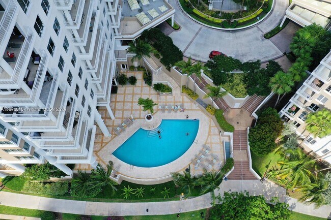 801 Brickell Key Blvd, Unit 1506 in Miami, FL - Foto de edificio - Building Photo