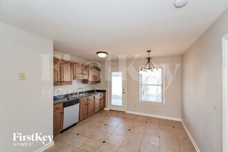 10777 Plantation Dr in Vance, AL - Foto de edificio - Building Photo